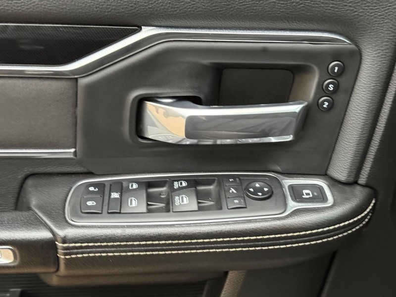 Ram 2500 Vehicle Image 23