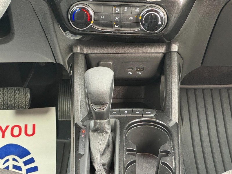 Chevrolet TrailBlazer Vehicle Image 14