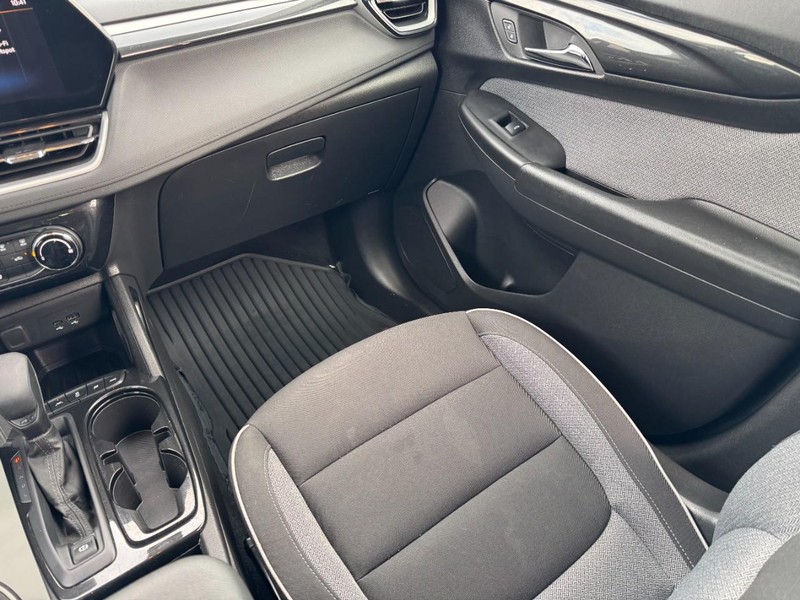 Chevrolet TrailBlazer Vehicle Image 15