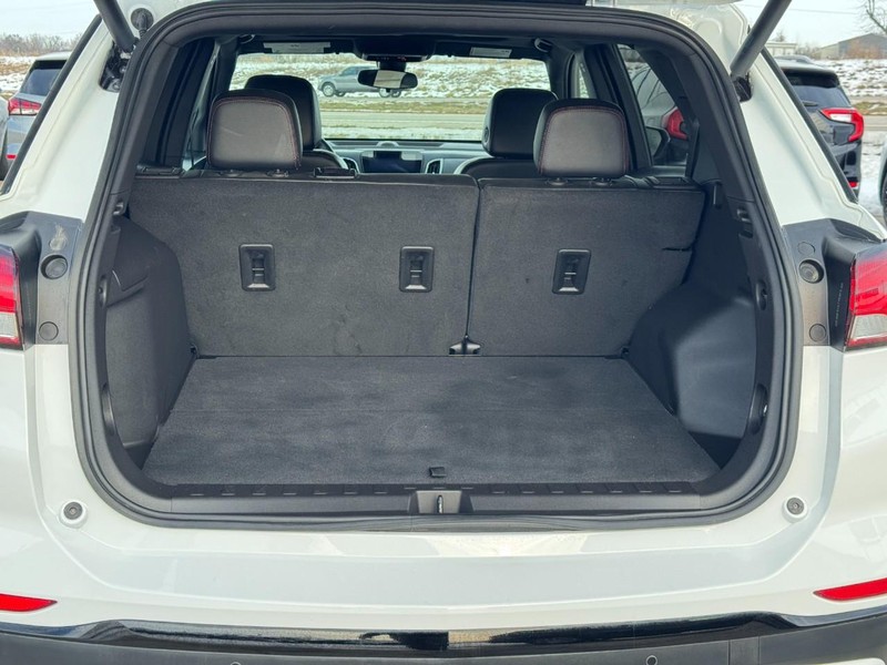 Chevrolet Equinox Vehicle Image 04