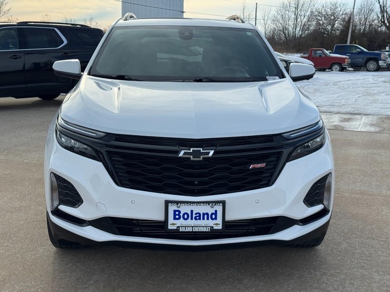 Chevrolet Equinox Vehicle Image 09