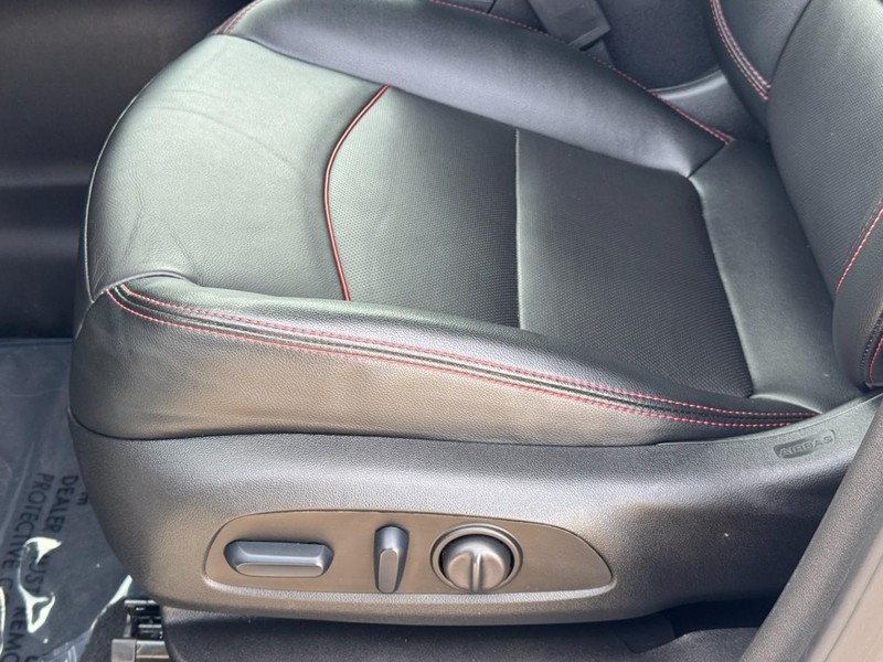 Chevrolet Equinox Vehicle Image 24