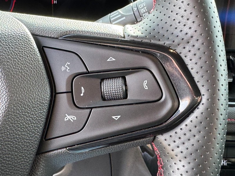 Chevrolet TrailBlazer Vehicle Image 18