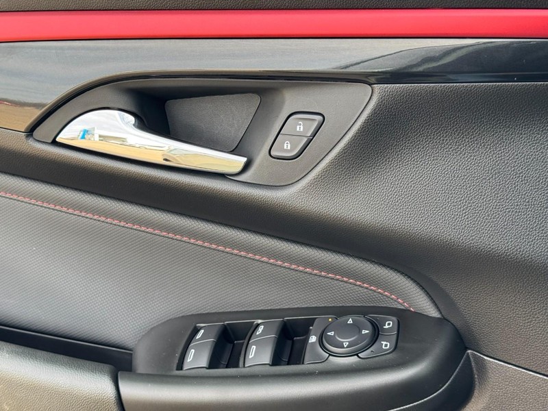 Chevrolet TrailBlazer Vehicle Image 23