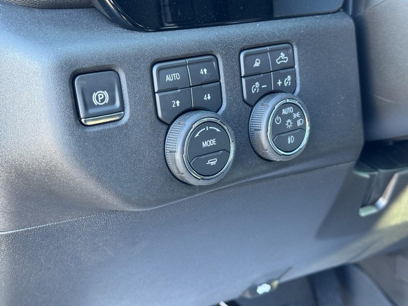 Chevrolet Silverado 1500 Vehicle Image 15