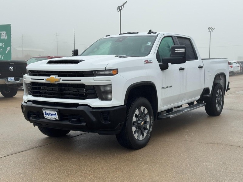 Chevrolet Silverado 2500HD Vehicle Image 08