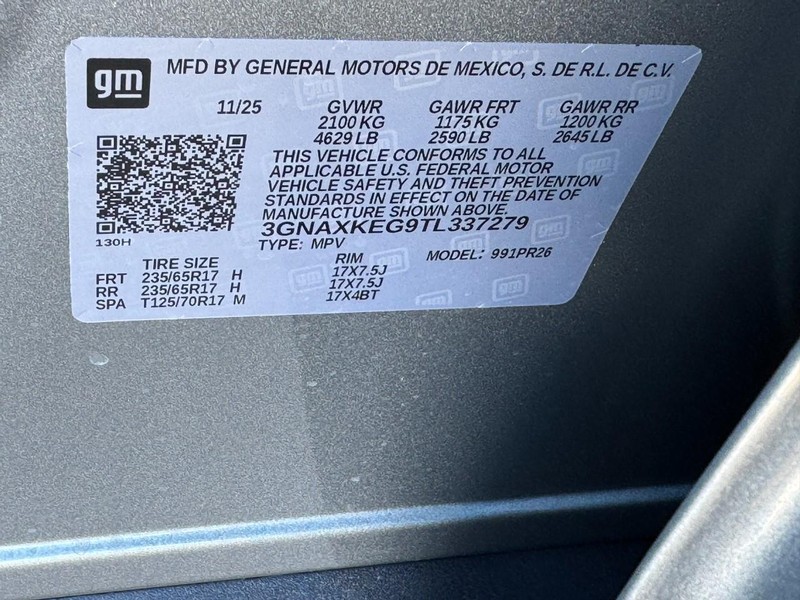 Chevrolet Equinox Vehicle Image 17