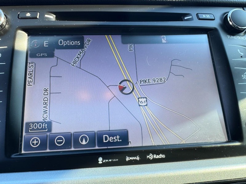 Toyota Highlander Vehicle Image 21