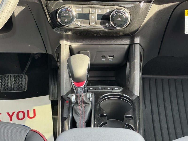 Chevrolet TrailBlazer Vehicle Image 10