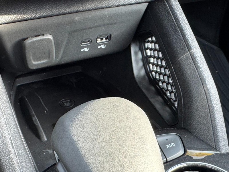 Chevrolet TrailBlazer Vehicle Image 16