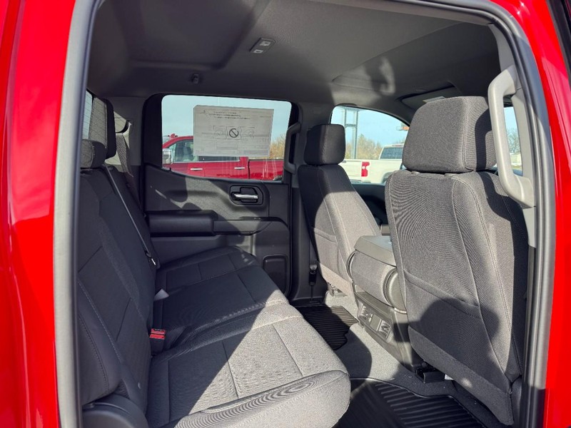 Chevrolet Silverado 1500 Vehicle Image 06