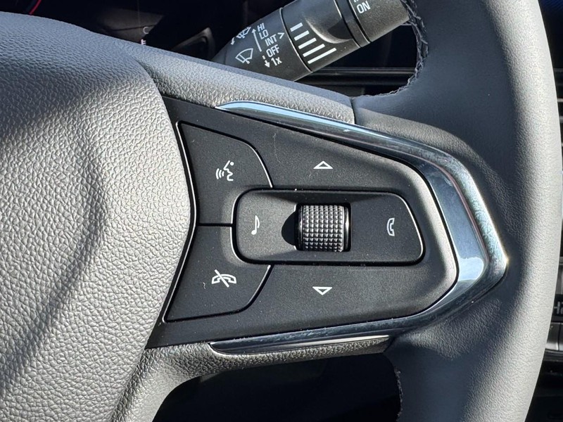 Chevrolet Trax Vehicle Image 13