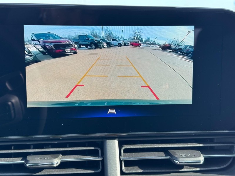 Chevrolet Trax Vehicle Image 15