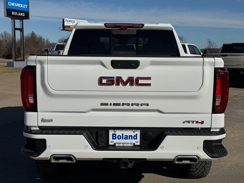 GMC Sierra 1500 Vehicle Image 05