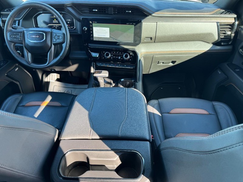 GMC Sierra 1500 Vehicle Image 11