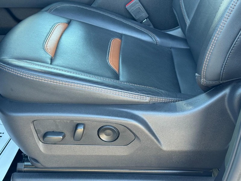 GMC Sierra 1500 Vehicle Image 26