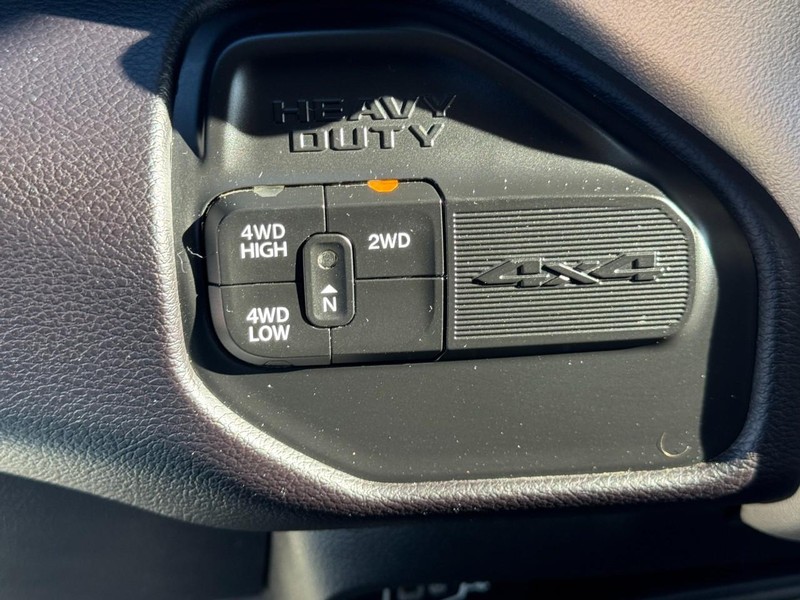 Ram 2500 Vehicle Image 21