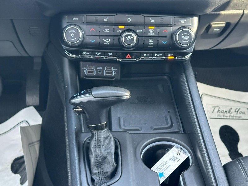 Dodge Durango Vehicle Image 17