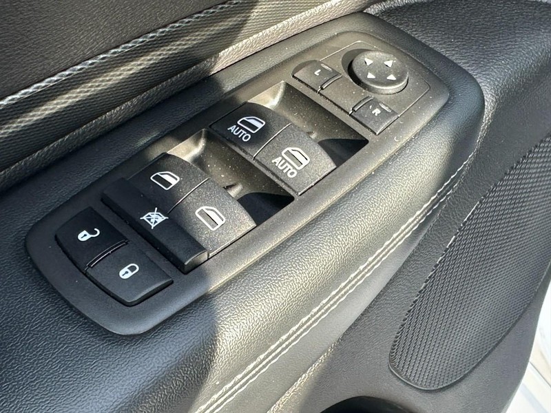 Dodge Durango Vehicle Image 19