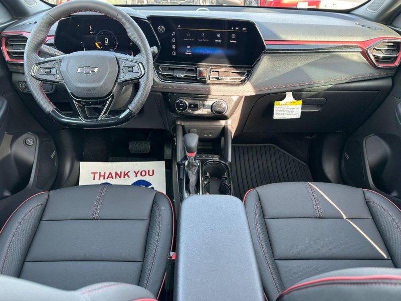 Chevrolet TrailBlazer Vehicle Image 06