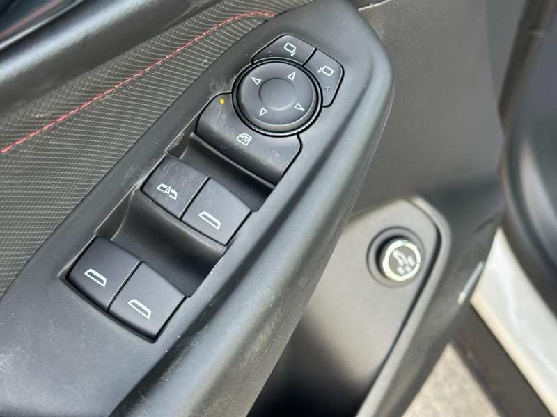 Chevrolet TrailBlazer Vehicle Image 10