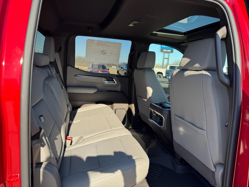 Chevrolet Silverado 1500 Vehicle Image 05