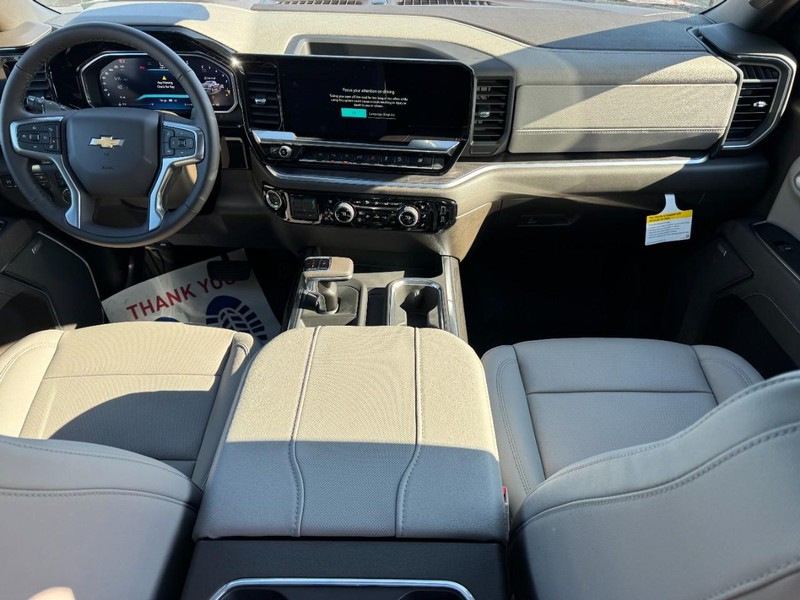 Chevrolet Silverado 1500 Vehicle Image 06