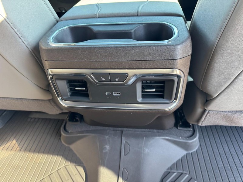 Chevrolet Silverado 1500 Vehicle Image 10