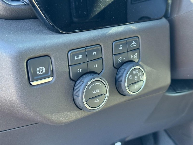 Chevrolet Silverado 1500 Vehicle Image 13