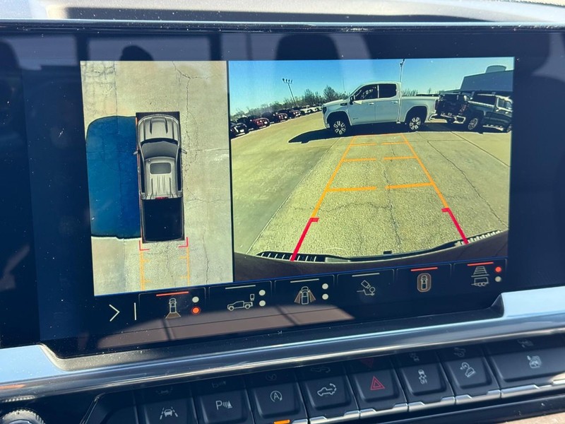 Chevrolet Silverado 1500 Vehicle Image 17