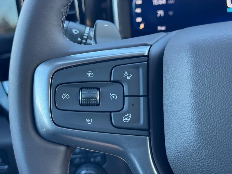 Chevrolet Silverado 1500 Vehicle Image 14