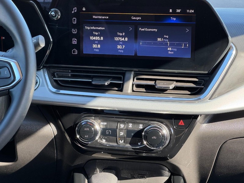 Chevrolet Trax Vehicle Image 13