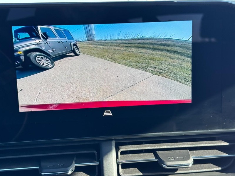 Chevrolet Trax Vehicle Image 20