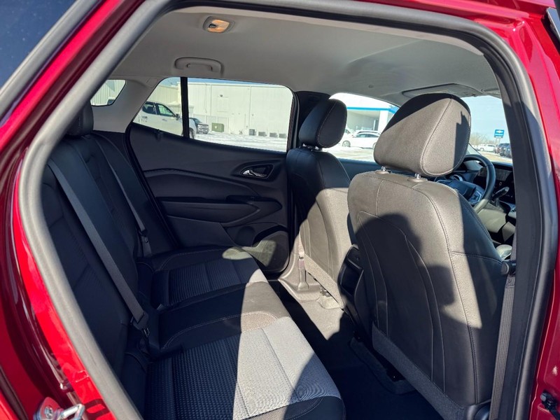 Chevrolet Trax Vehicle Image 10