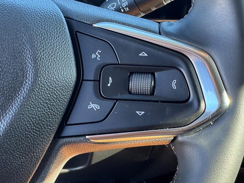 Chevrolet Trax Vehicle Image 18