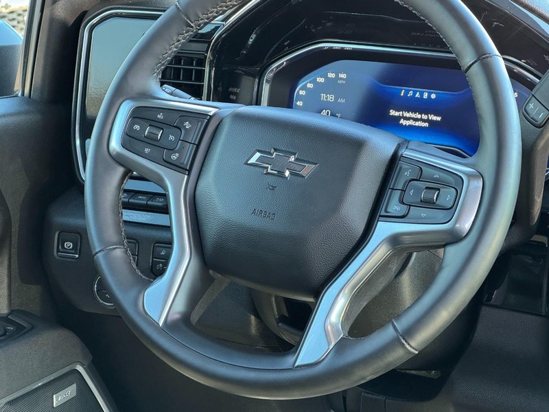 Chevrolet Silverado 2500HD Vehicle Image 08