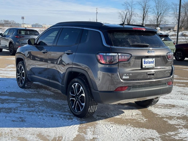 Jeep Compass Vehicle Image 06