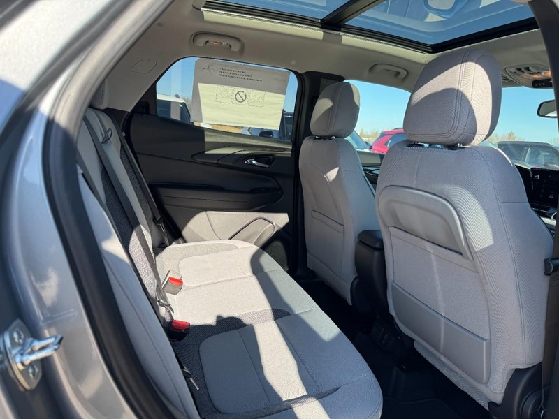 Chevrolet TrailBlazer Vehicle Image 05