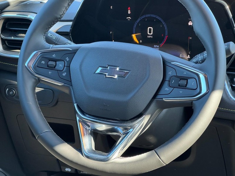 Chevrolet TrailBlazer Vehicle Image 07