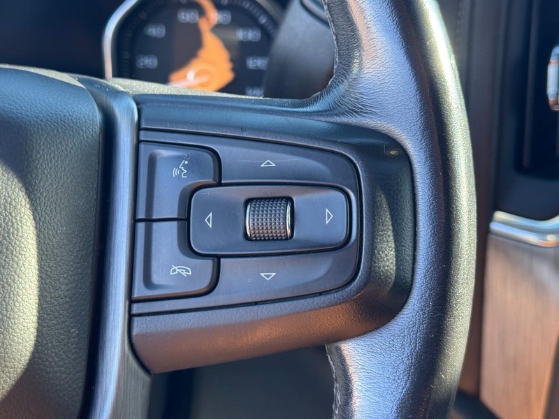 GMC Sierra 2500HD Vehicle Image 17