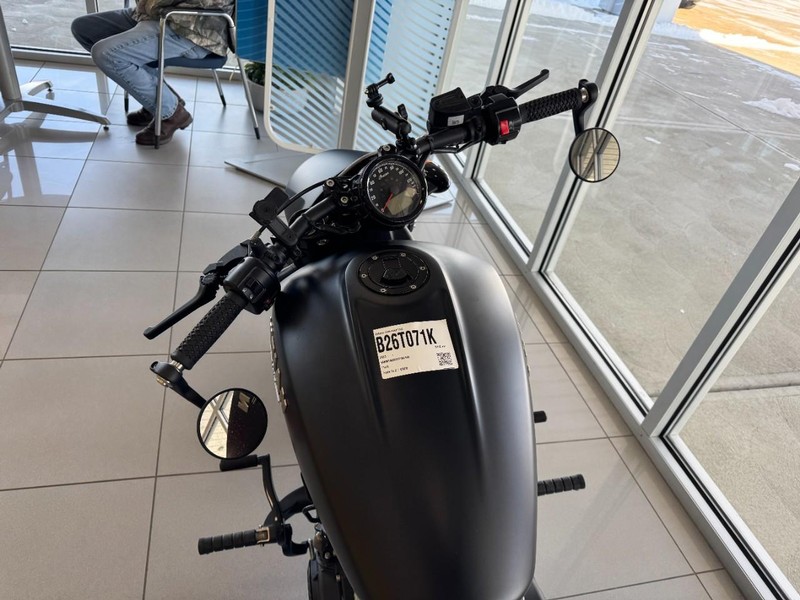 Indian Scout Bobber Vehicle Image 03