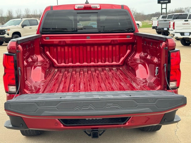 Chevrolet Colorado Vehicle Image 04