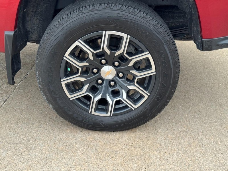 Chevrolet Colorado Vehicle Image 07