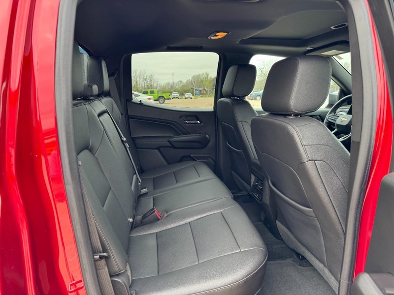 Chevrolet Colorado Vehicle Image 10