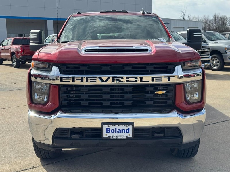 Chevrolet Silverado 2500HD Vehicle Image 09