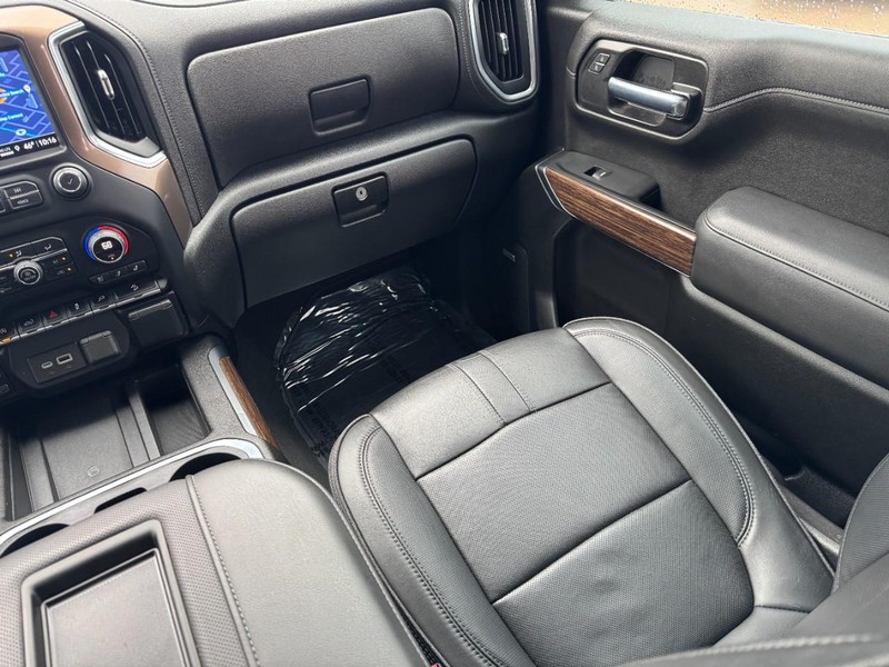 Chevrolet Silverado 1500 LTD Vehicle Image 14