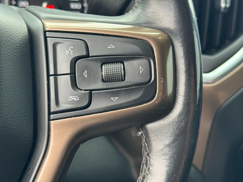 Chevrolet Silverado 1500 LTD Vehicle Image 18