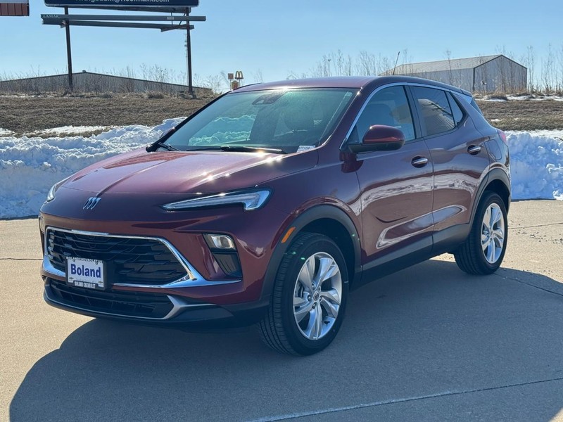 Buick Encore GX Vehicle Full-screen Gallery Image 08