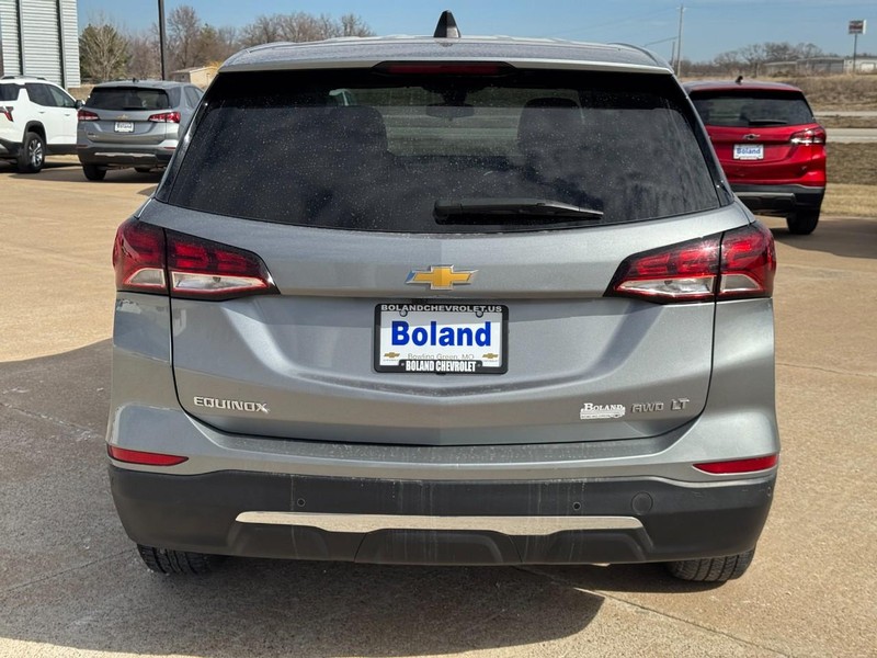 Chevrolet Equinox Vehicle Full-screen Gallery Image 05