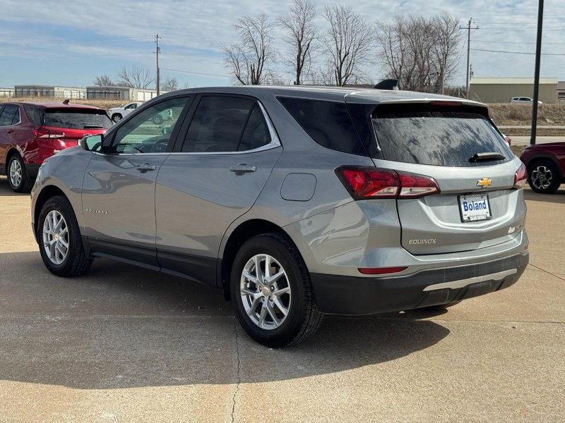 Chevrolet Equinox Vehicle Full-screen Gallery Image 06